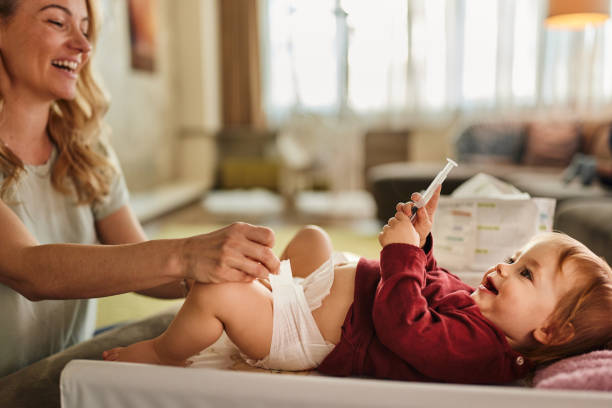 Materials and layer in Disposable Diaper: